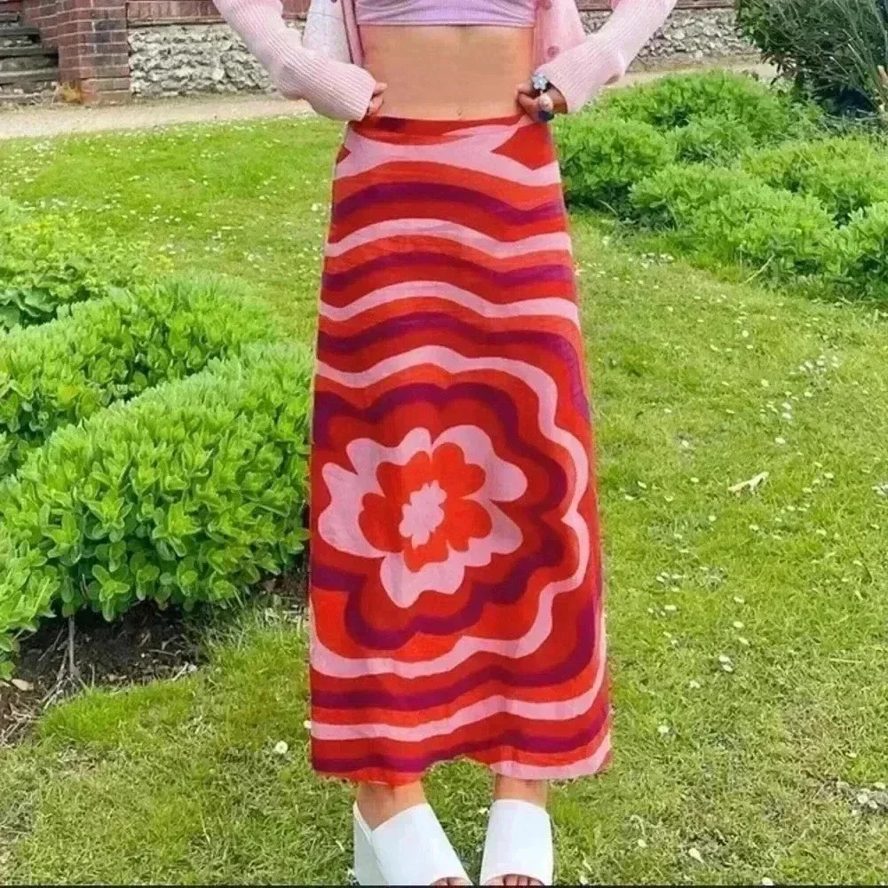 NWT ZARA LINEN COTTON BLOGGER FAVORITE 70s groovy print floral skirt XS
